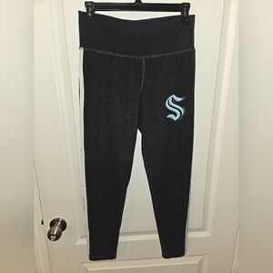 Seattle Krackens Junior Dark Gray Leggings.
